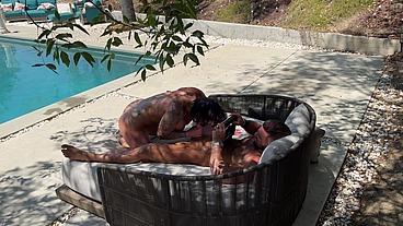 BEHIND THE SCENE MASSAGE FUCK WITH CHERRY DEVIVRE