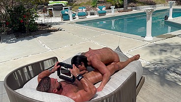BEHIND THE SCENE MASSAGE FUCK WITH CHERRY DEVIVRE