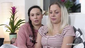 ”Ersties - Julia P bringt Ayana mit einem Massagestab zum Höhepunkt”