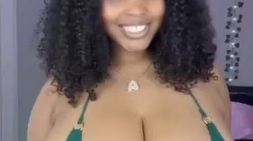 RevealMe.com - Luxypopo