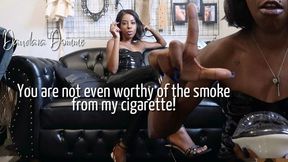 Dandara Domme: Smoking and humiliating perverted losers (EN-4K)!