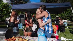 Partying In The Bush Reality Kings