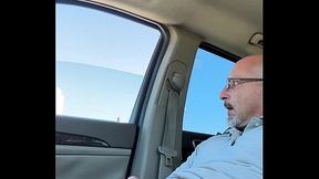 Bigcockdaddy2531 - jacking off and I cum in a parking lot