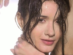 Totally sultry teen drops of her bikini