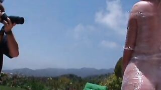 18 Year Old 18 yo is having a beautiful bang at the swimming pool