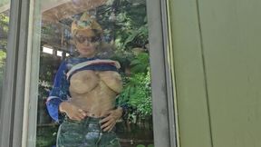 ONLY FAN leak Face Exposed Mistress Thursday Getting ready for the Game with her Big Tits bouncing