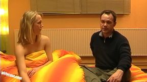 Anna - The first time with a dildo