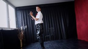 Straps And Paddles (FULL HD) – Carrie