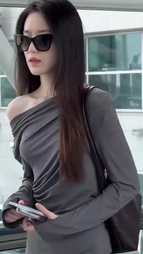 Asian k-pop fan shows off her amazing tits