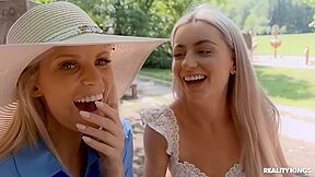 Candee Licious And Emilly Bellex Roomm