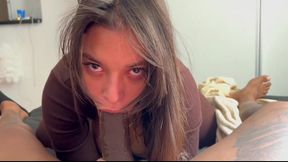 bruna paz chupando o pau devagar e deixando bem molhado