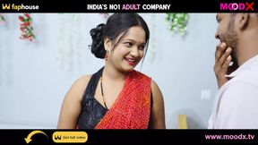 Indian Hot Desi Padosan Bhabhi and Young Handsome Dever Fucking Pussy