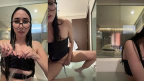 novinha 18 aninhos - brincando na banheira 🛀