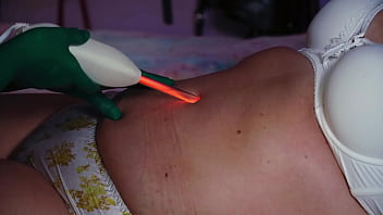 Lesbian bellybutton fun with my stepmom