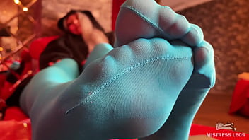 Hey slave, worship my aroma nylon feet!