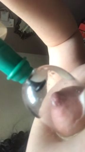 Nipple pump lactating