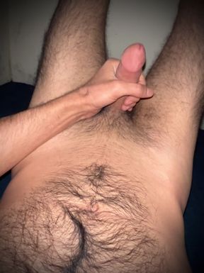 Hairy gay boy waiting for a dady big cock lovers