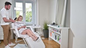 blonde minx alexa flexy enjoys some dp treatment at the salon gp3221