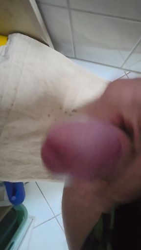I have to cum- horny woke up