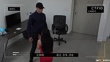 I SEDUCE THE HEAD OF SECURITY TO LET ME GO