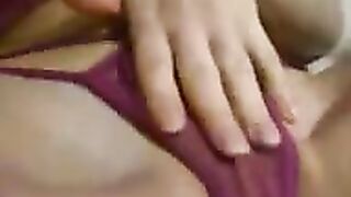Hot Bombshell Fingers Her Own Wet Box - Exclusive Solo Masturbation