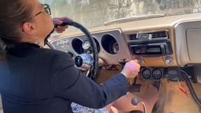 Karla's Corvair Struggles!!! Pt 2