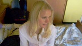 teeny hat telefonsex nachdem sie ihre vagina rasiert hat