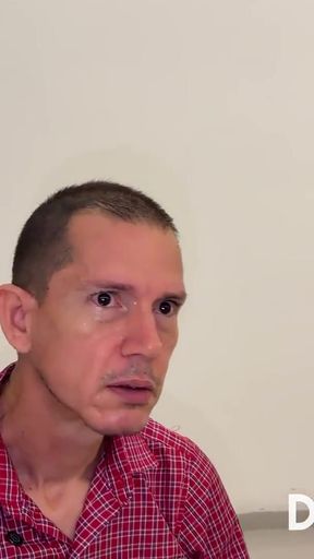 I FUCK MY 18 YEAR OLD BOYFRIEND, MY OLDER EMPLOYEE AND MY MUTE EMPLOYEE WHO TURNS OUT TO HAVE A GIANT COCK   Clip 3
