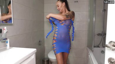 I woke up and instead of my girlfriend there was her friend lying there, but I was already inside he