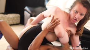 Curvy babe Violette hot sex video