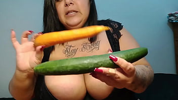 Bbw Trying Vegetables - Mary Jhuana