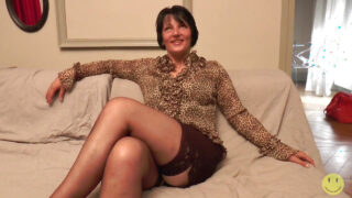 Gata gostosa recebe fundo no cu