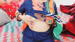 Pakistani Punjabi Wife Seducing Her Husband