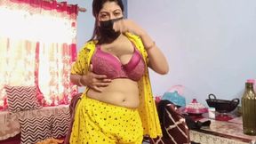 Indian Big Tits Aunty Changing Saree Slowly, Hairy Pussy Tease by Hot Desi Mom Homemade
