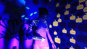 Live Black Light Body Paint Show 4256