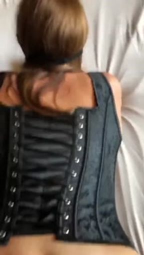 French amateur couple: my boyfriend fucks me doggy style