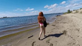 Sexy Girl on Public Beach!