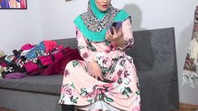 ”Scared housewife called horny cop”