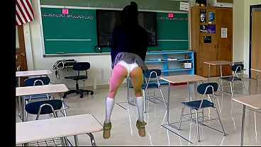 Durante la hora del receso me puse muy caliente