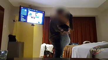 EN EL HOTEL CON LA JOVEN MUJER ARDIENTE PARA REVENTARLA COMO SE MERECE - PARTE 1