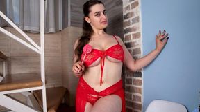 BBW brunette with giant saggy tits Lenna is touching her hole