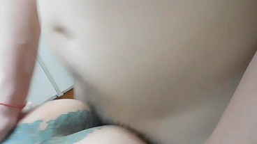 MILF ARGENTINA NINFOMANA LE FALTA EL AIRE SI NO TIENE UNA PIJA ADENTRO DEL CULO , ANAL SIN PARAR