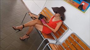 introducing my heavily used and worn high-heeled gladiator sandals - full clip - (1280x720*mp4)