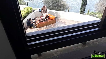 Casal Doidera filma escondido a Juju Doidera nos bastidores - Binho Ted