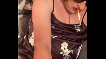 CD Nikki smoking lipstick slut