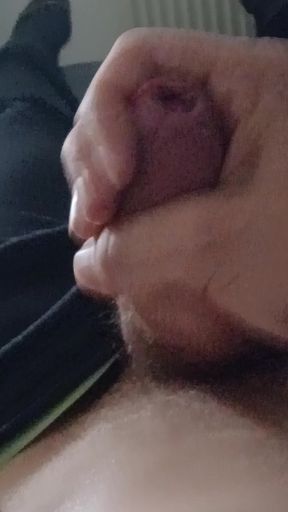 Filmed for the first time jerking 💦 off