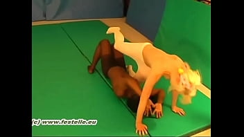 Pantyhose Catfight Ellie vs Tink 2