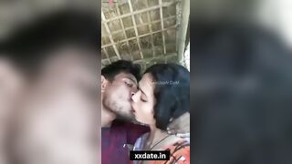 Village cute girl viral kiss video with her lover desi xxx