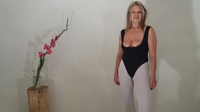 Martina West in white leggins