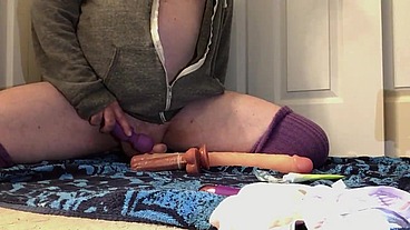 Super fun play time with a super fun sissy boi